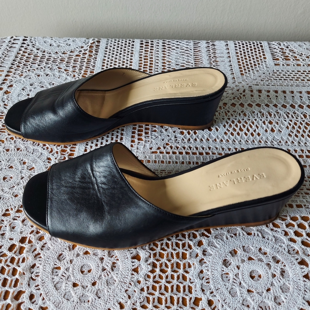 EVERLANE Open Toe Wedge Black Leather Mule Flat Sandal Slides